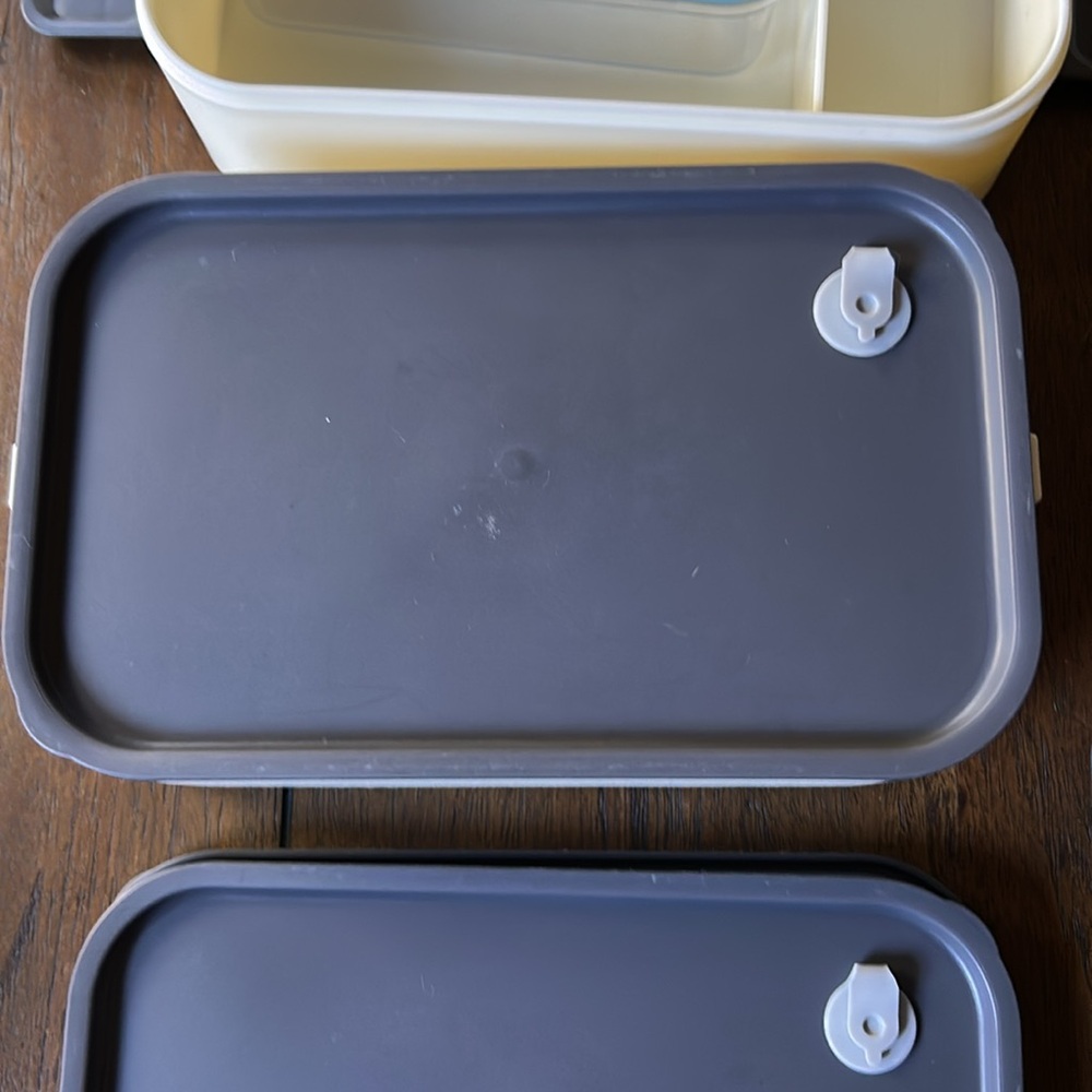 Kenuket Bento Box with Accessories - Picture 7 of 8